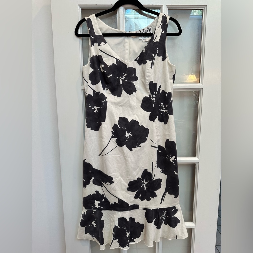 Vintage Carlisle Dark Navy & White Cotton Floral Midi Dress Ruffle Hem Size 8 M